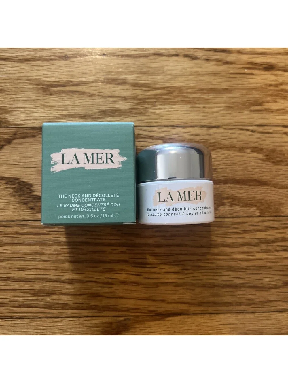 BNIB Auth LA MER The Neck And Decollete Concentrate Travel Size 0.5 oz/15ml